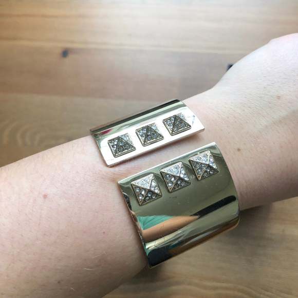 Victoria's Secret Golden Bangle Cuff - Picture 6 of 12